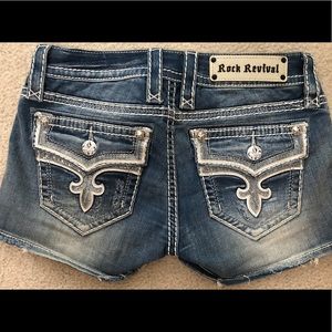 Rock Revival shorts size 26